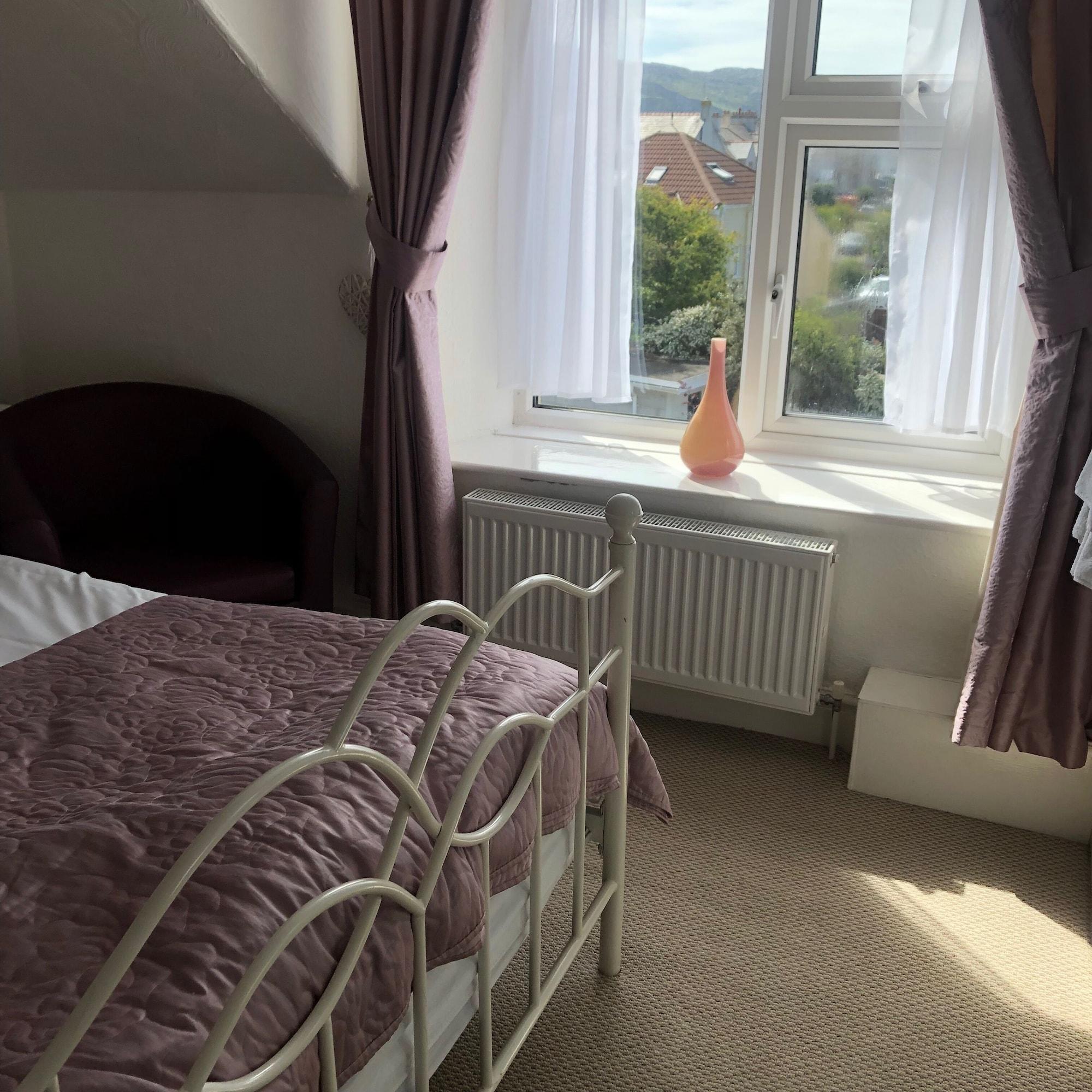 Witchingham B&B Holyhead Luaran gambar