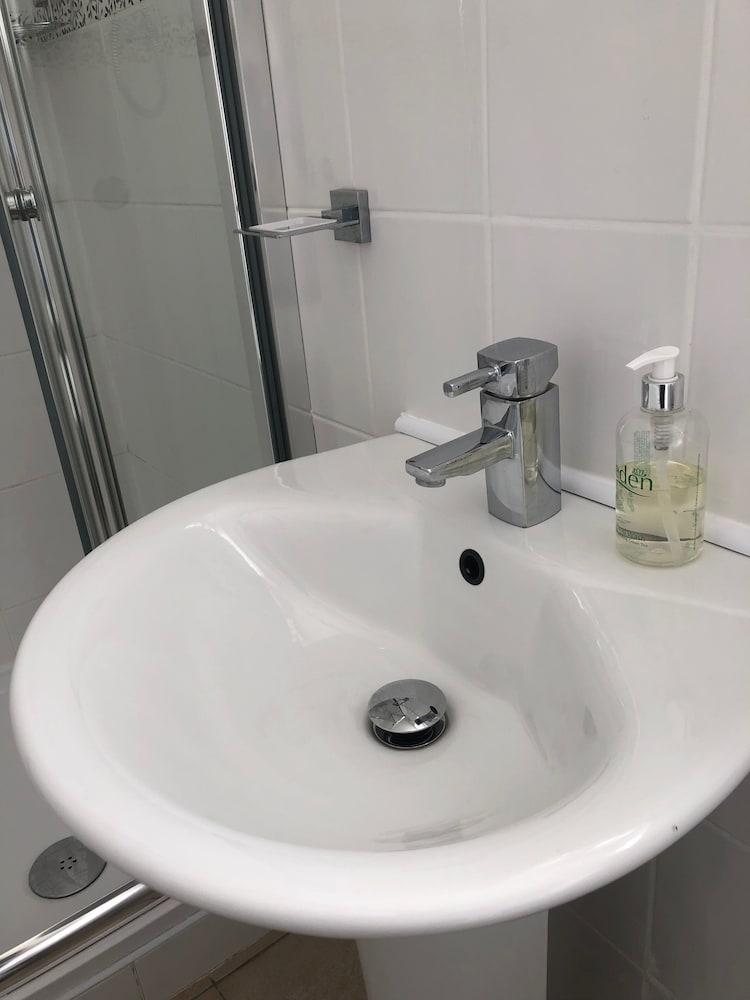 Witchingham B&B Holyhead Luaran gambar