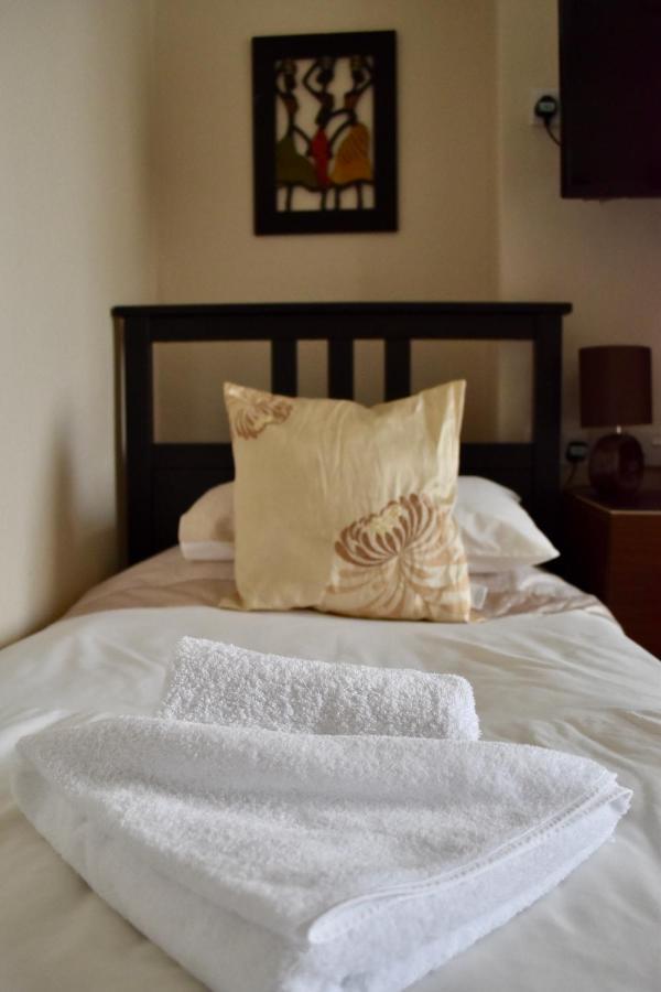 Witchingham B&B Holyhead Luaran gambar